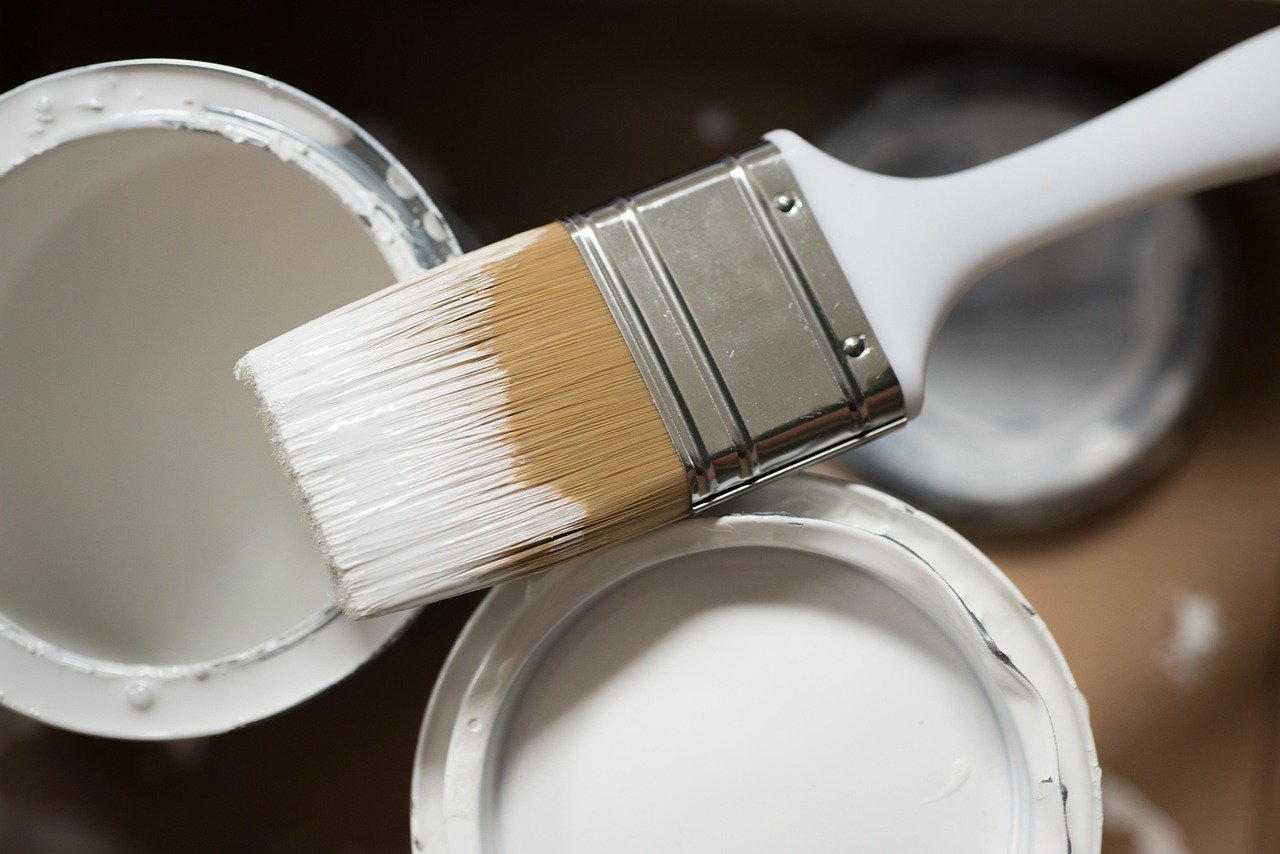 The Pros and Cons of Investing in Fixer-Uppers vs. Turnkey Properties